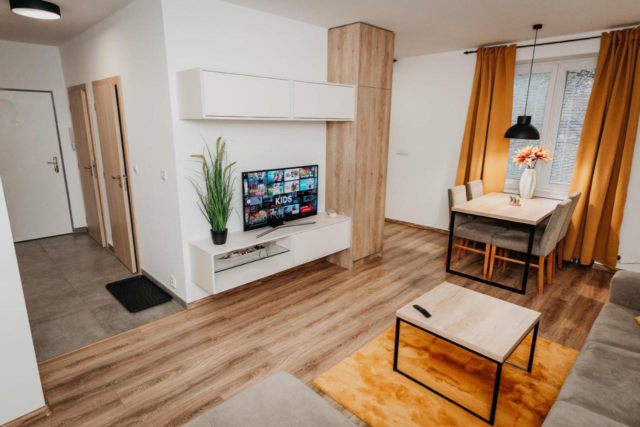 Old Town Center 2 - Private Parking Included Apartmán