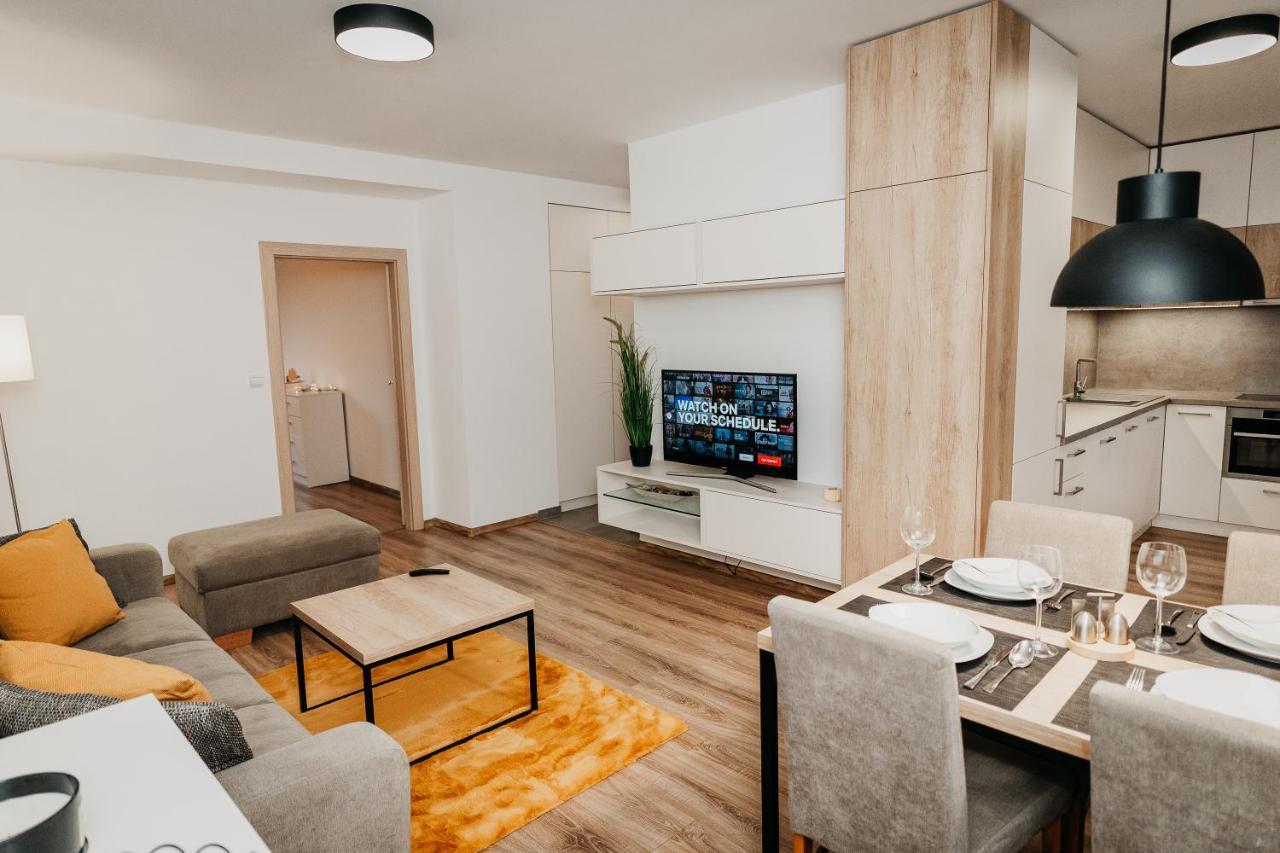 Old Town Center 2 - Private Parking Included Apartmán